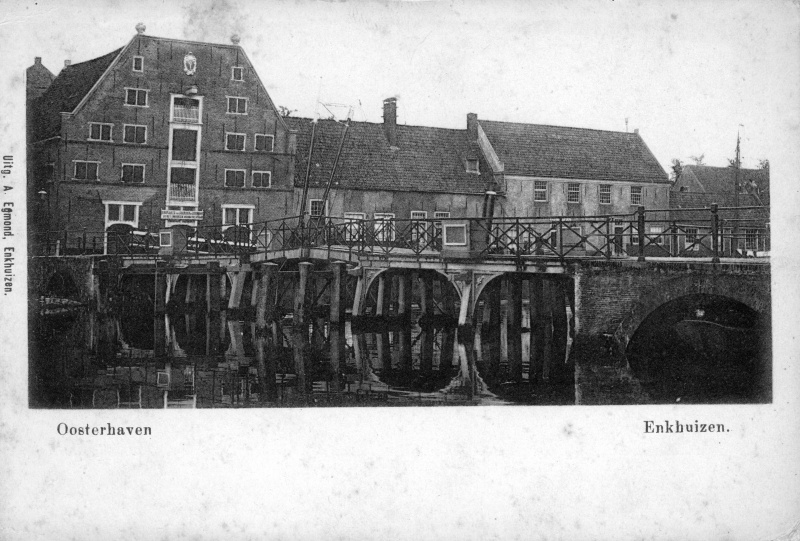 Bestand:Dubbele Basculebrug.jpg